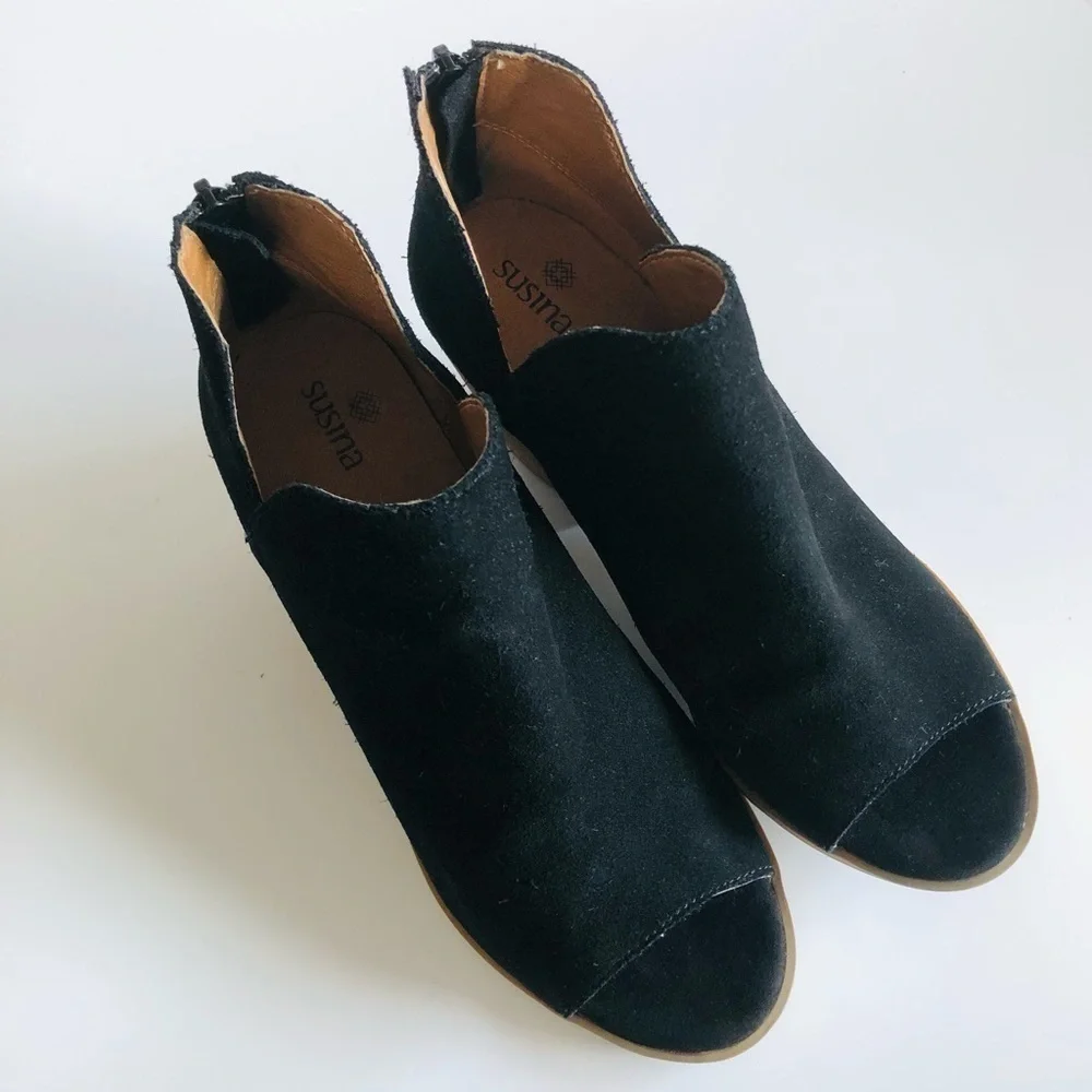Susina Carina Suede Open Toe Booties - Picture 5 of 14